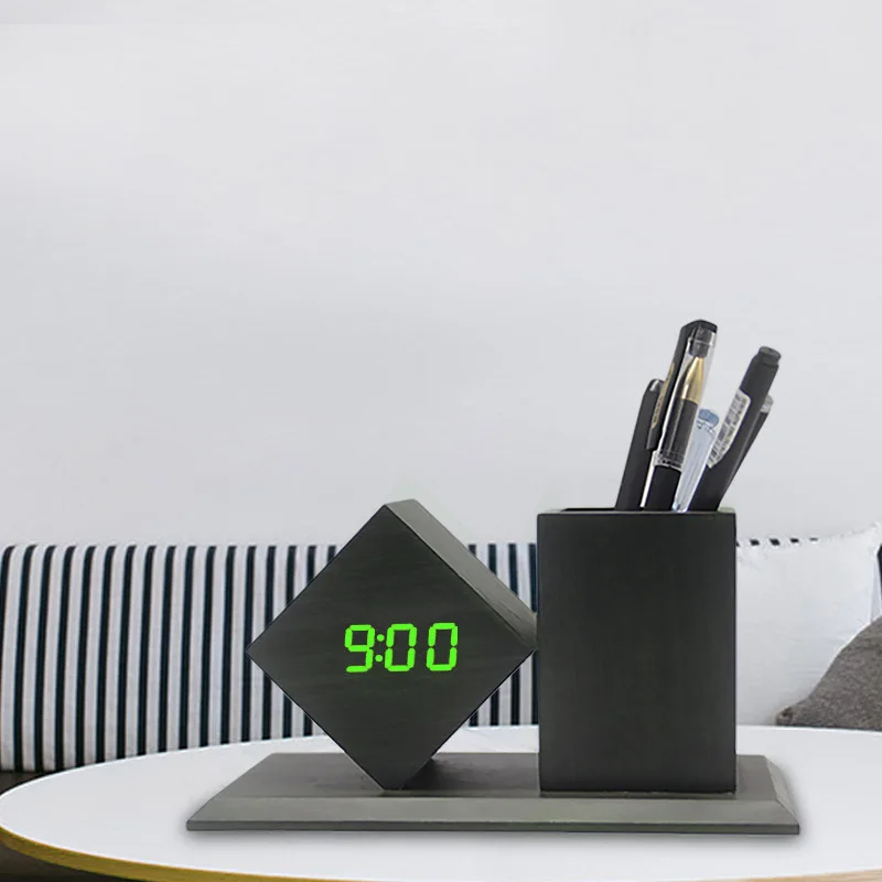 Holz LED Uhr mit Stiftehalter – Smart Desktop Organizer für Büro & Homeoffice