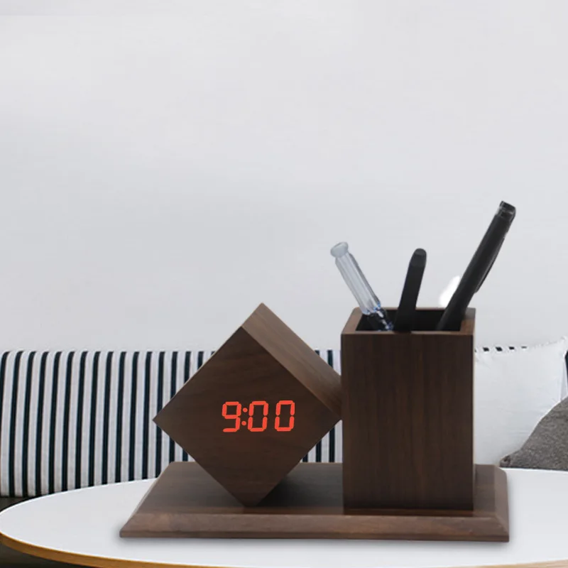 Holz LED Uhr mit Stiftehalter – Smart Desktop Organizer für Büro & Homeoffice