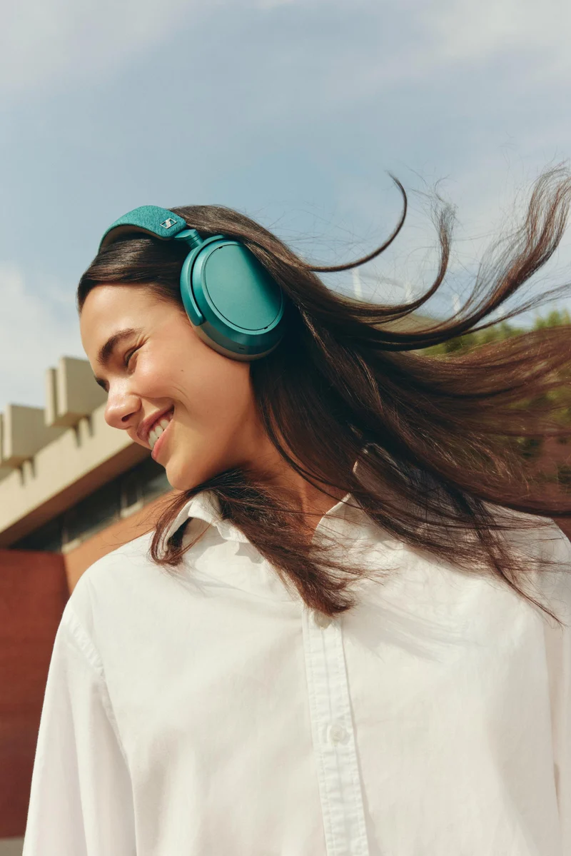 MOMENTUM 4 Wireless