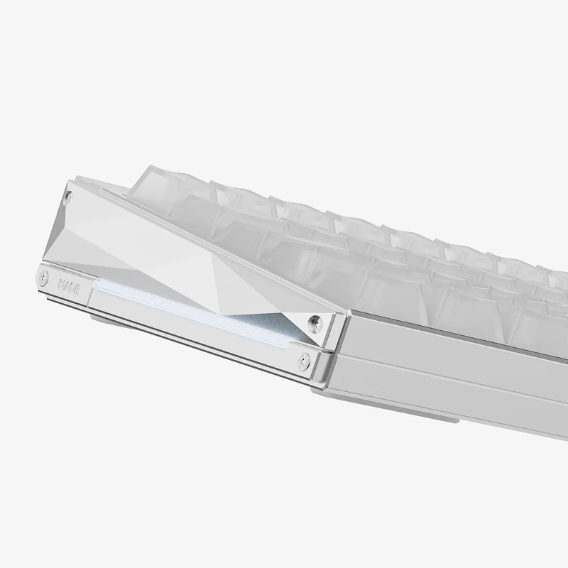 MADE68 Ultra V2 Side Panel