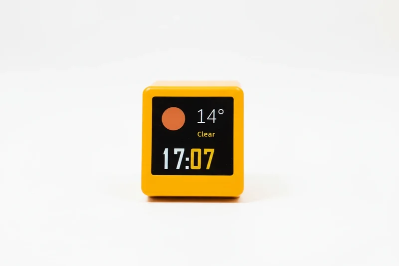 GeekMagic Ultra Smart WiFi Wetterstation & Smart Desk Clock mit GIF-Animation