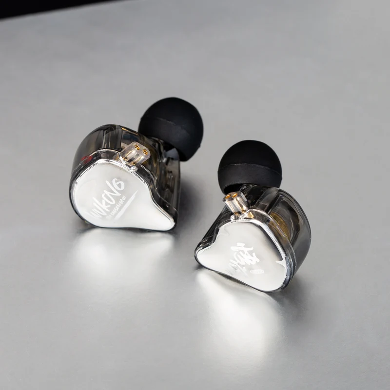 【KBEAR K01 Wukong PRO】 HiFi Gaming Earbuds – 10mm Dual-Magnetic Driver, Spatial Audio for FPS, 3.5mm Wired IEMs with Noise Isolation & Ergonomic Fit