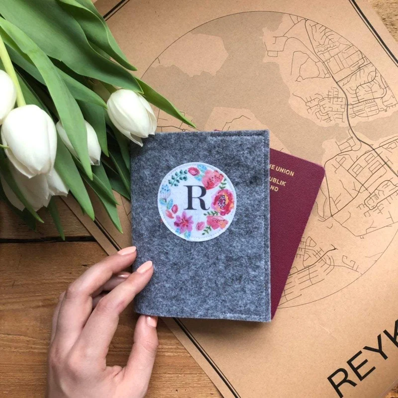 Reisepasshülle personalisiert | Monogramm | Passhülle mit Namen | Reisepass Hülle individuell