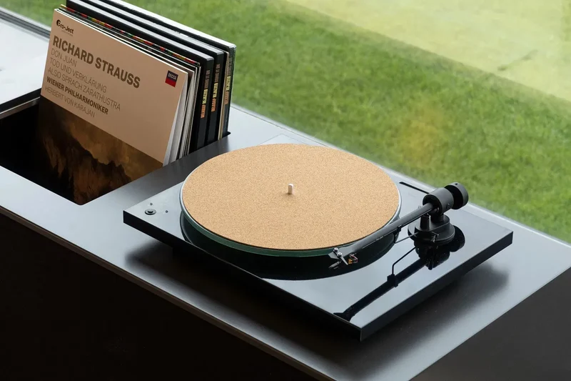 Pro-Ject Cork it