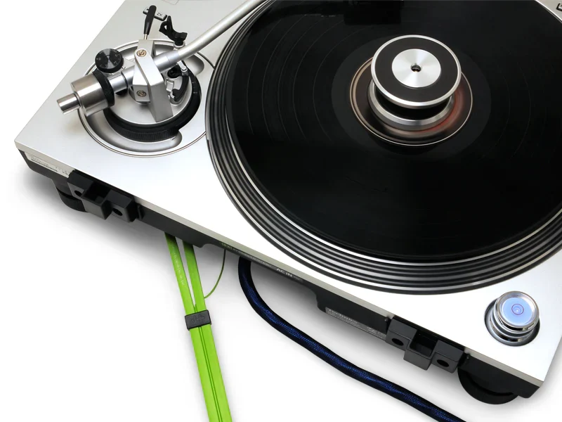Oyaide d+ Stereo-Cinch (RCA-RCA) Turntable cable Class-B