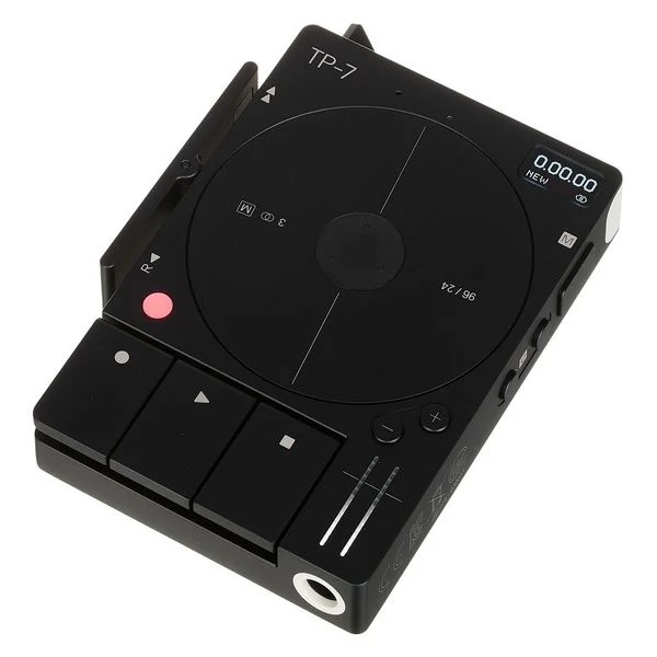 Teenage Engineering TP-7 black