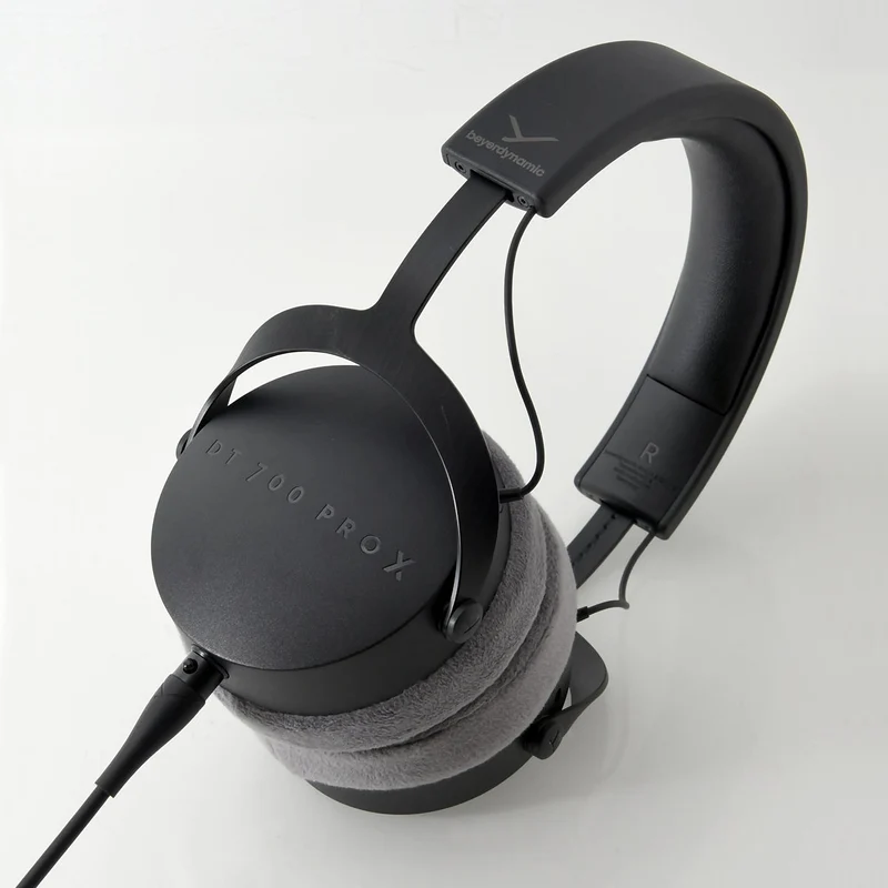 beyerdynamic DT700x Pro Geschlossener Over-Ear-Studiokopfhörer, High End