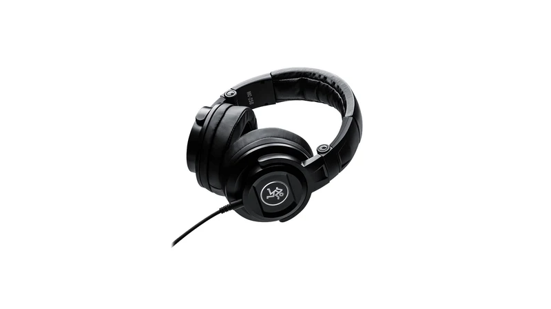 Mackie MC-250