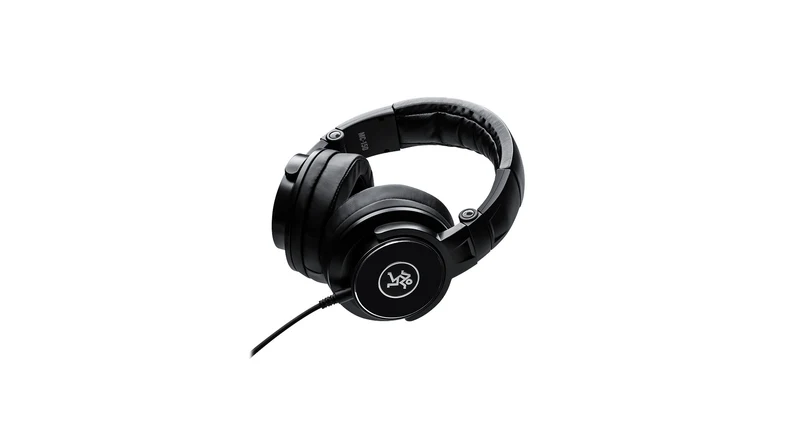 Mackie MC-150