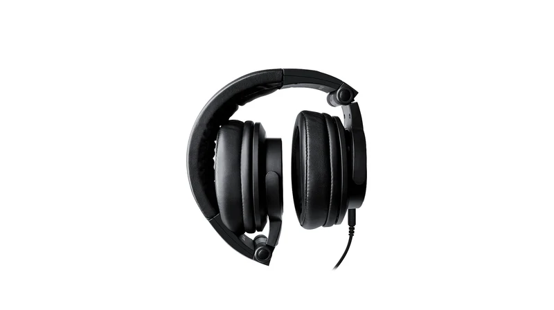 Mackie MC-150