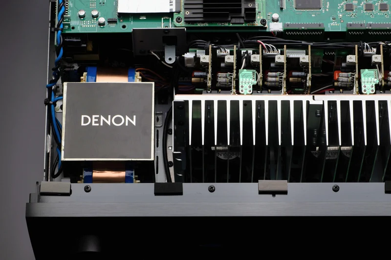 Denon AVC-X6800H