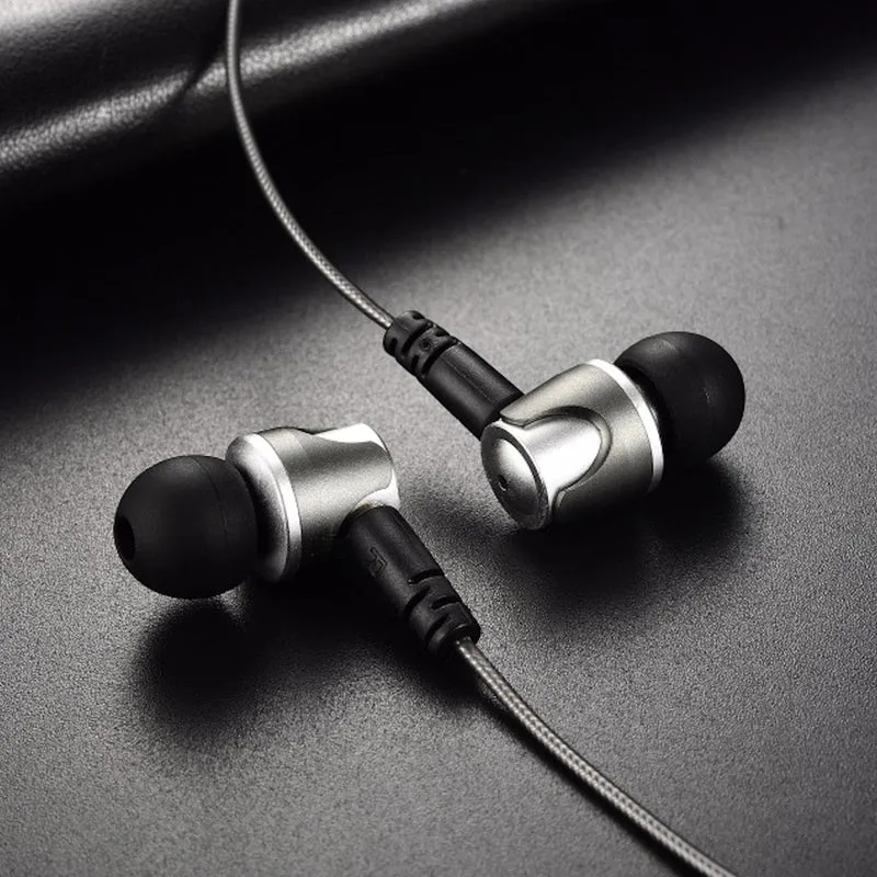 Super Bass High-End In Ear Kopfhörer QKZ DM4 Silber Ohrhörer austauschbare Kabel