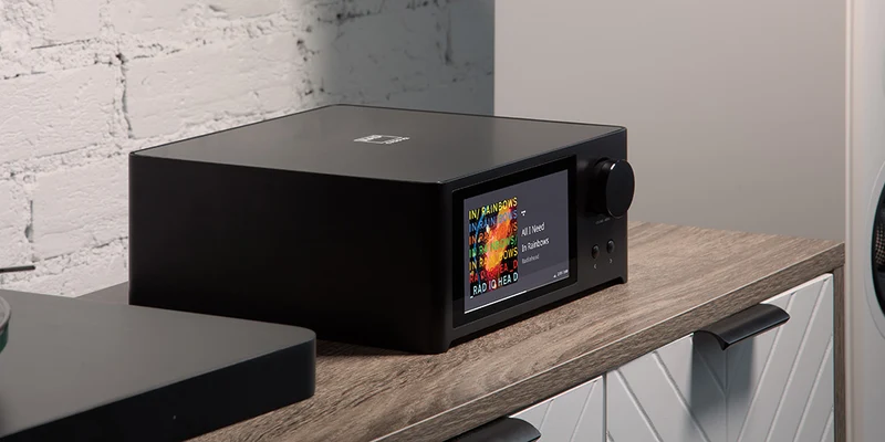 NAD C700 V2