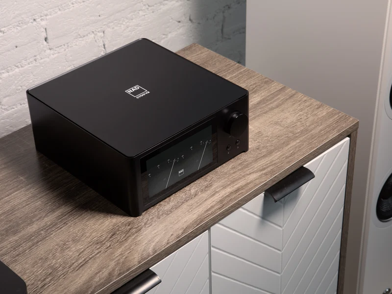 NAD C700 V2