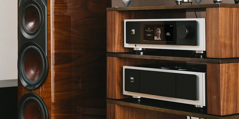 NAD M33 V2