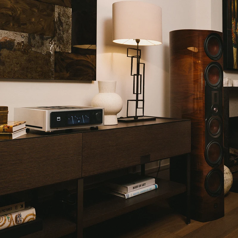 NAD M33 V2