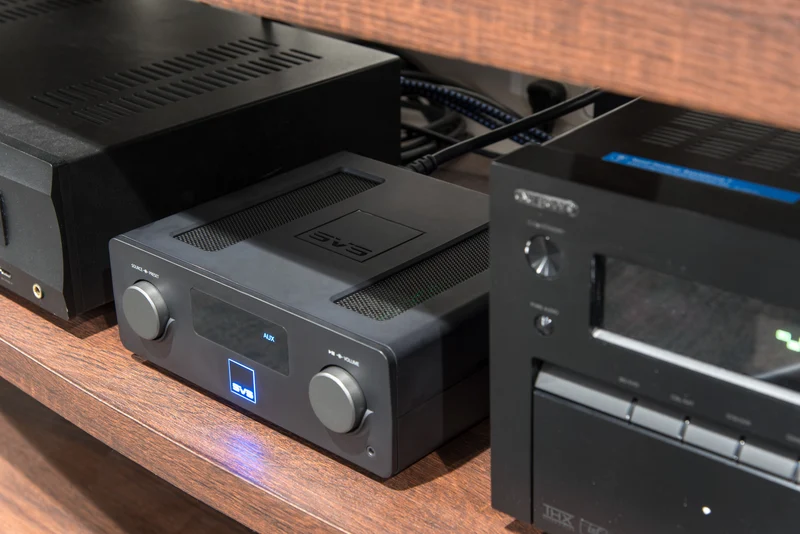 SVS Prime Wireless Pro SoundBase Vollverstärker