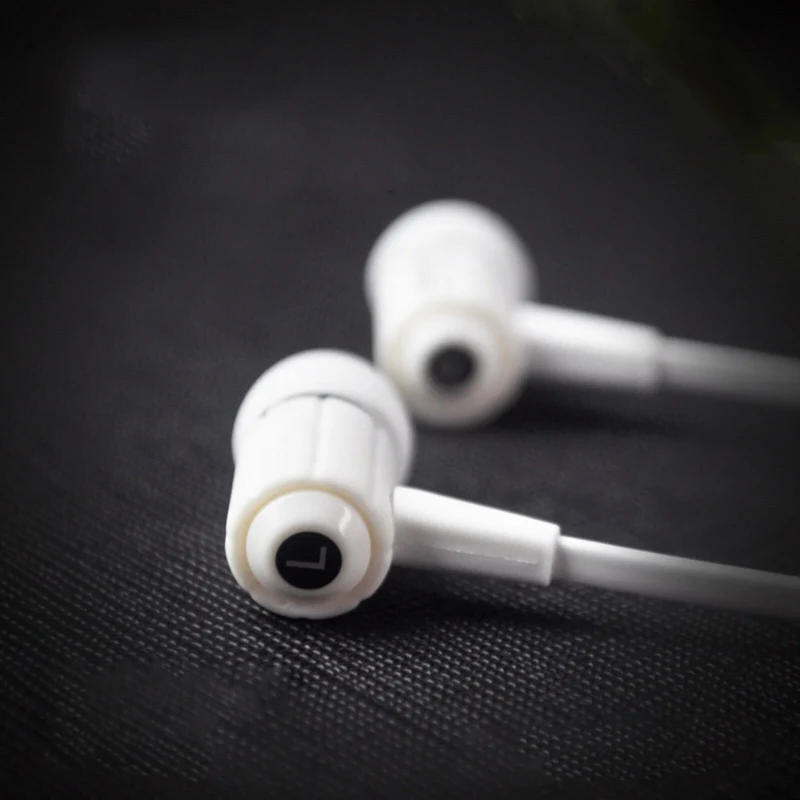 Super Bass In-Ear Kopfhörer Headset Ivory IS-6 schwarz oder weiss in OVP