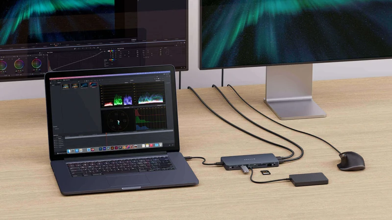 HyperDrive Next 10 Port USB-C Docking Station