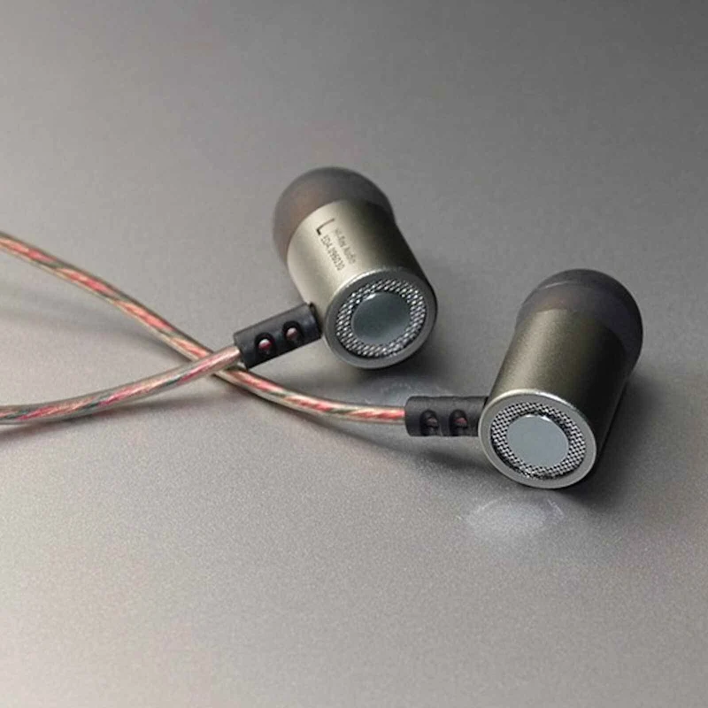 Original KZ ED4 gunmetal silber High-End Kopfhörer In-Ear PU-Hardcase Bass Beats
