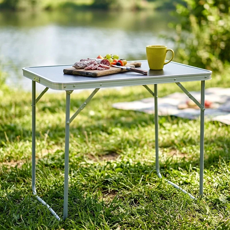 Campingtisch Klappbar 70x50 cm in Holzoptik – Faltbarer Gartentisch für Camping, Balkon, Garten, Picknick und Outdoor