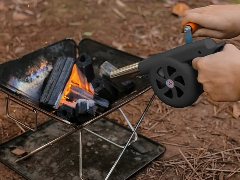 Grill Anzünder Handgebläse Kurbel Feuerstarter BBQ Kamin Camping