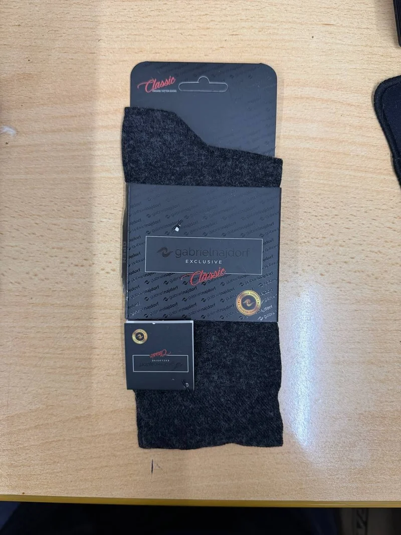 Gabriel Najdorf Exclusive Classic - Schwarze und Graue Angora Wollsocken, Größe