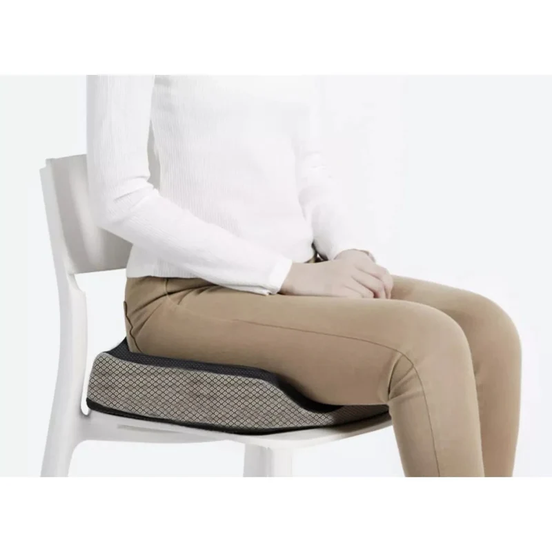 Orthopädisches Sitzkissen aus Memory Schaum – Ergonomisch mit abnehmbarem Bezug