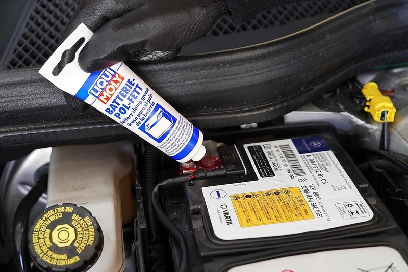 Batteriepolfett LIQUI MOLY 3140 Spezialfett Kontaktfett Batterie-Pol-Fett 50g