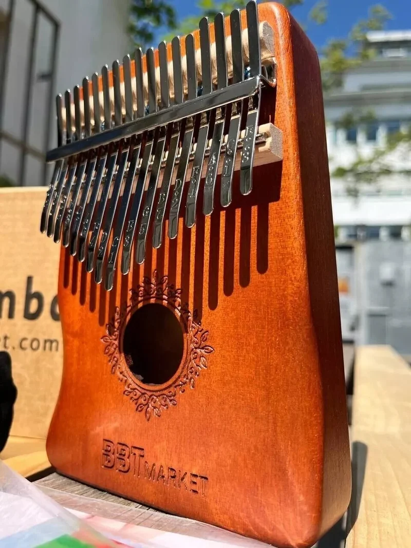 Kalimba 17 Tasten Daumenklavier Fingerpiano aus Holz mit Tragetasche & Notenheft