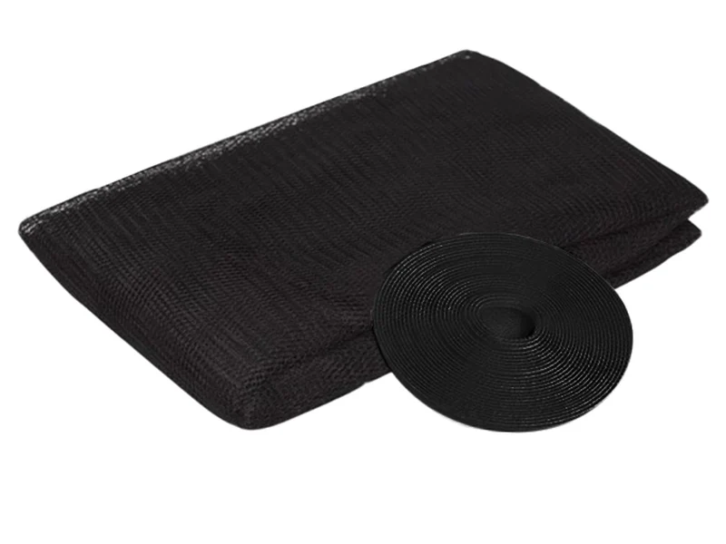 Schützen Sie Ihr Zuhause effektiv vor Mücken, Fliegen und anderen Insekten – mit dem Moskitonetz für Fenster 130x150 cm in Schwarz. Ideal für Schlafzimmer, Küche, Balkon- und Terrassentüren.