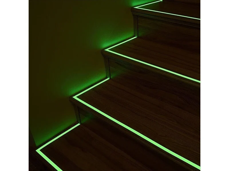 Leuchtklebeband 3 m × 2 cm Neon Grün – fluoreszierend, nachleuchtend, selbstklebend und zuschneidbar