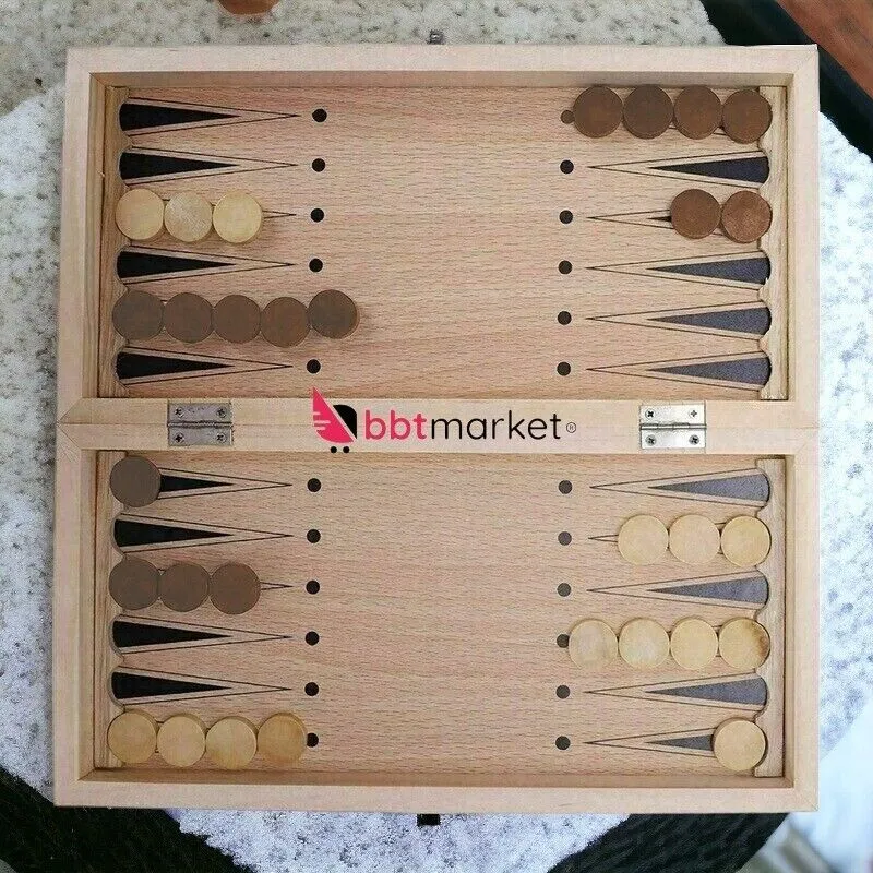 3-in-1 Schachspiel aus Holz mit Dame und Backgammon – Klappbares Familienspiel & Reisespiel 29,5 x 29,5 cm