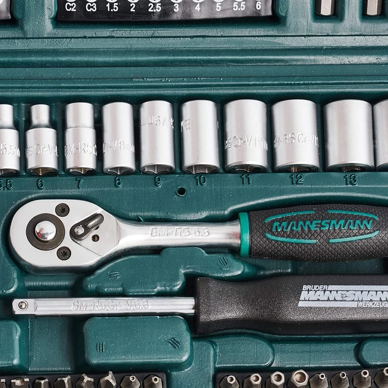 Brüder Mannesmann Steckschlüssel- & Bitsatz 130-teilig – Werkzeugkoffer mit Ratsche, Stecknüssen und 100 Bits