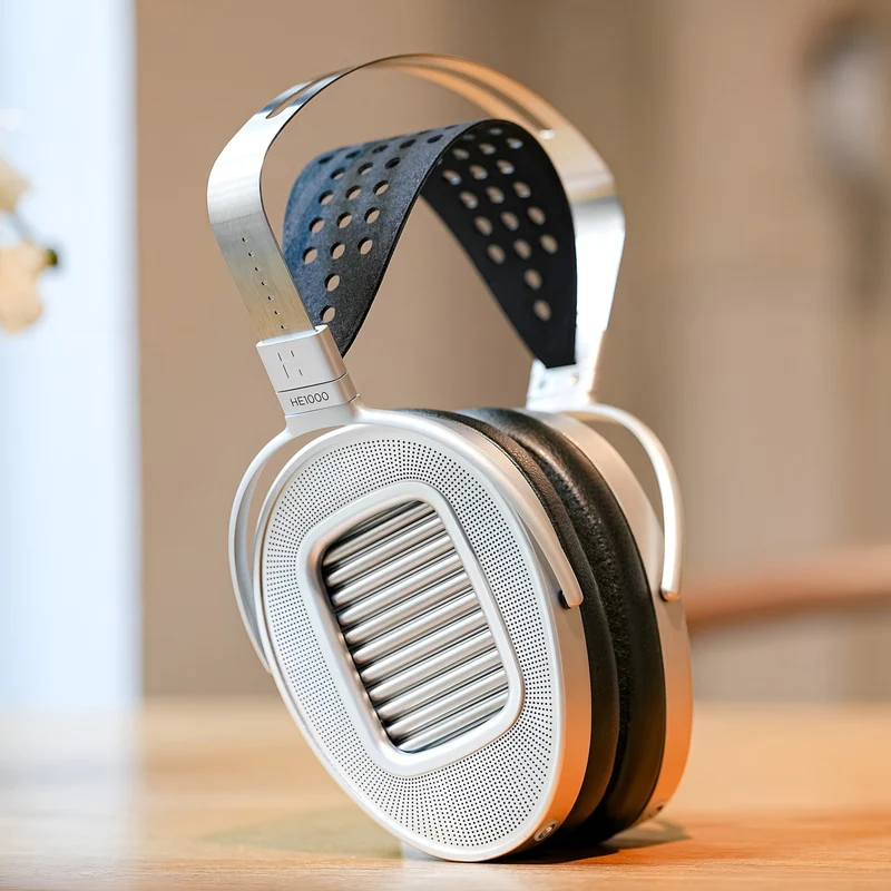 HiFiMan HE1000 Unveiled Planar Headphones