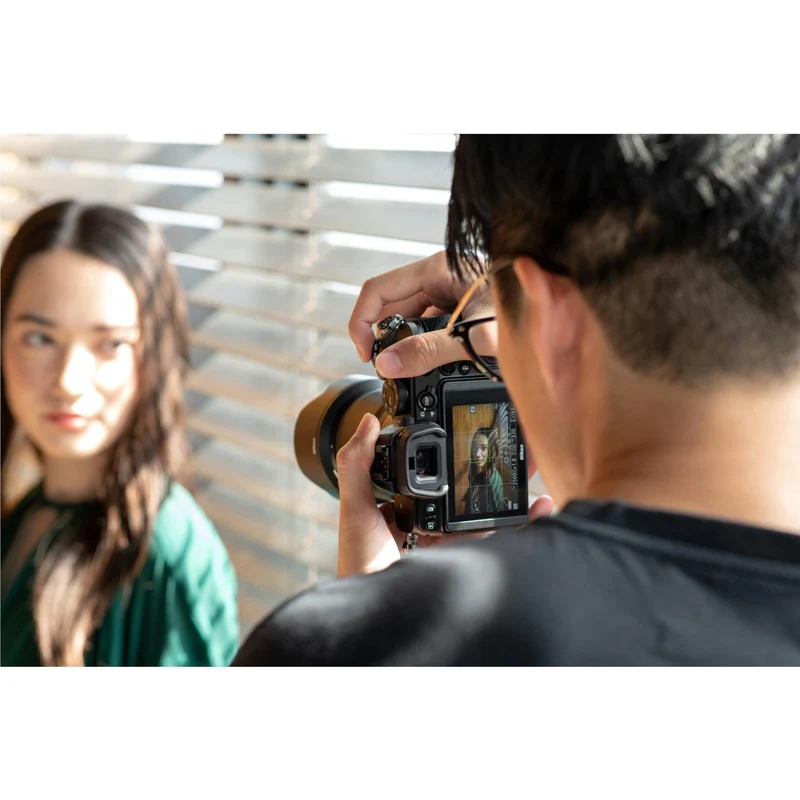 Nikon Z5 Mirrorless Camera with 24-200mm f/4-6.3 VR Lens