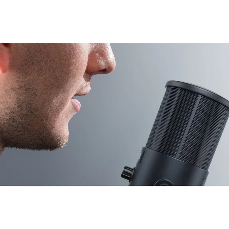 M-Audio Ubermic USB Connected Microphone with Built-In Headphone