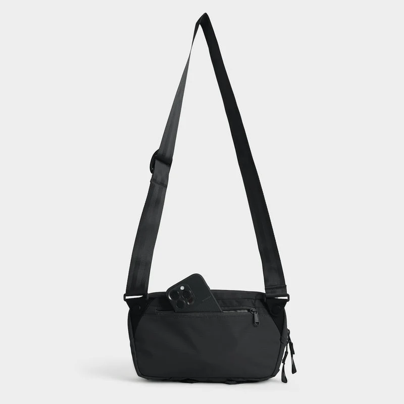 Moment Everything Sling 4L (Black)