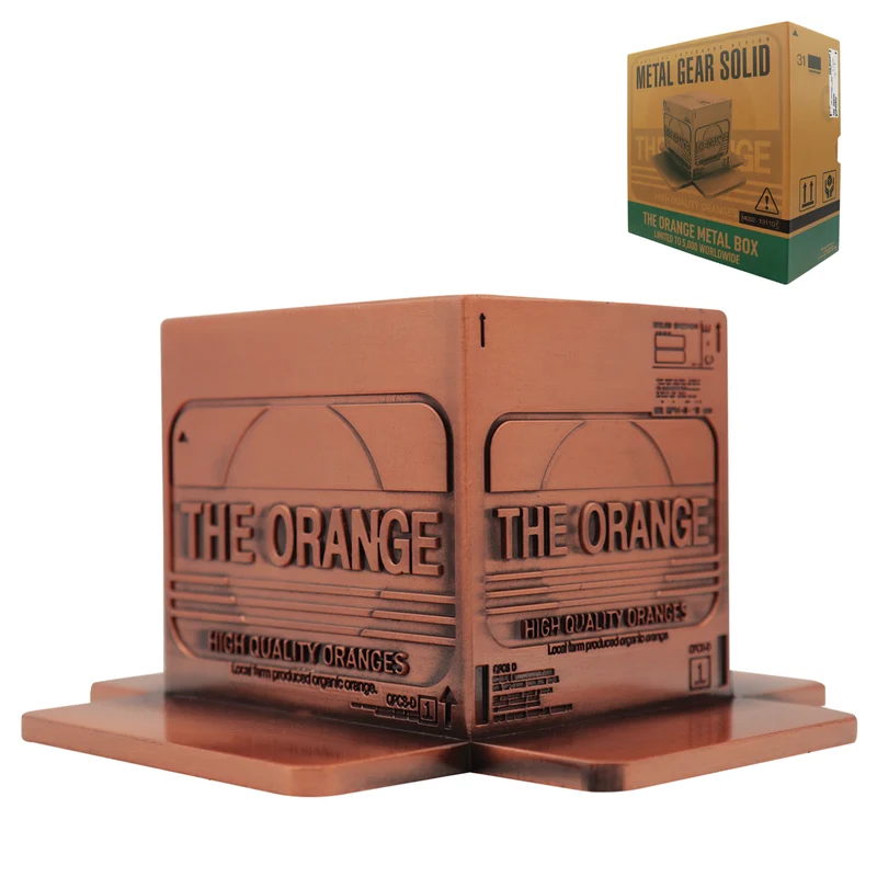Fanattik Limited Edition Metal Gear Solid 2 Replica Antique Gold Plated Cardboard Box