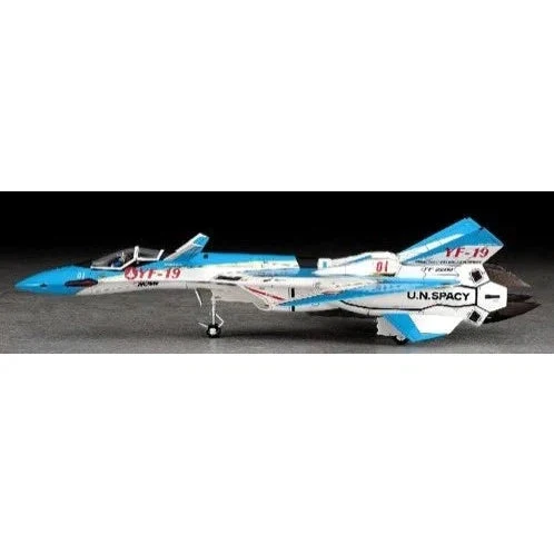 Hasegawa 1/72 YF-19 Demonstrator
