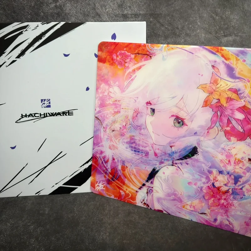 ARBITER STUDIO x HACHIWARE Hanabi 490x420x2mm Glass Mousepad