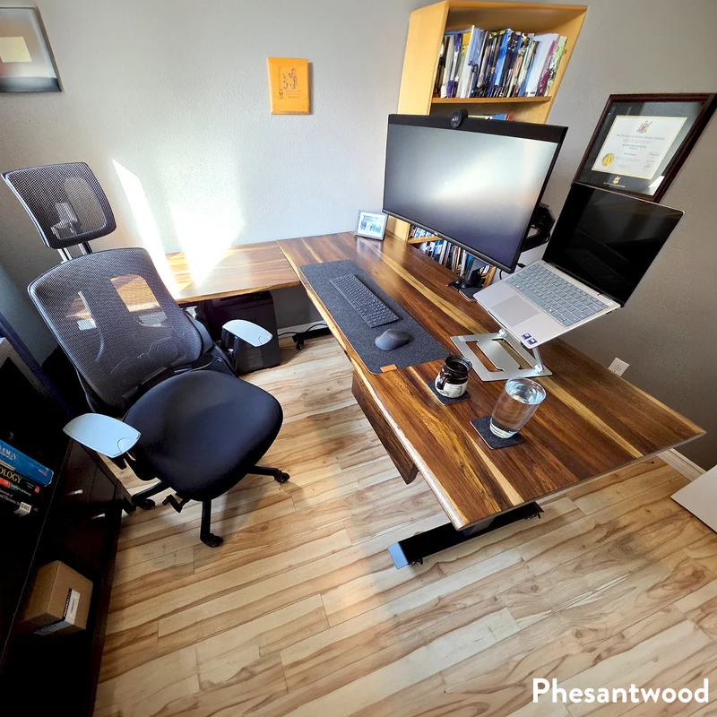 Desky Hardwood L-Shape Sit Stand Desk 180 x 175 cm White Oak / Wheat Top and Wheat Leg