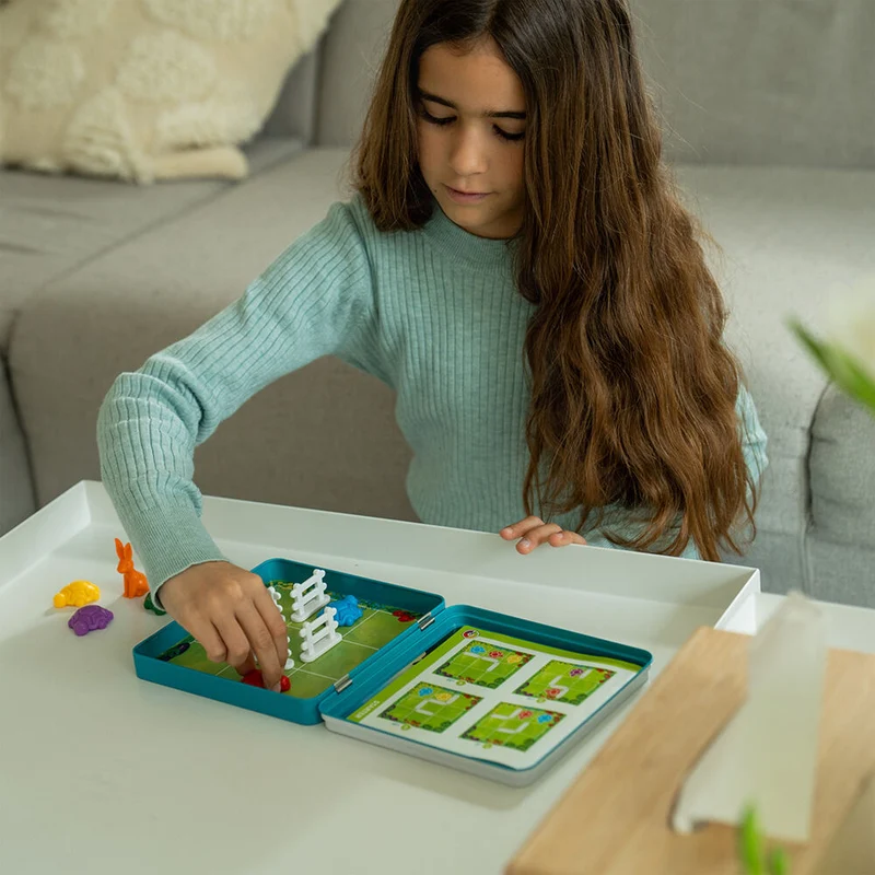 Smart Games Turtle Tactics Logic Puzzle Game