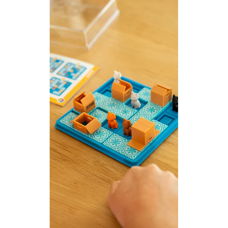 Smart Games Cats & Boxes Puzzle Game