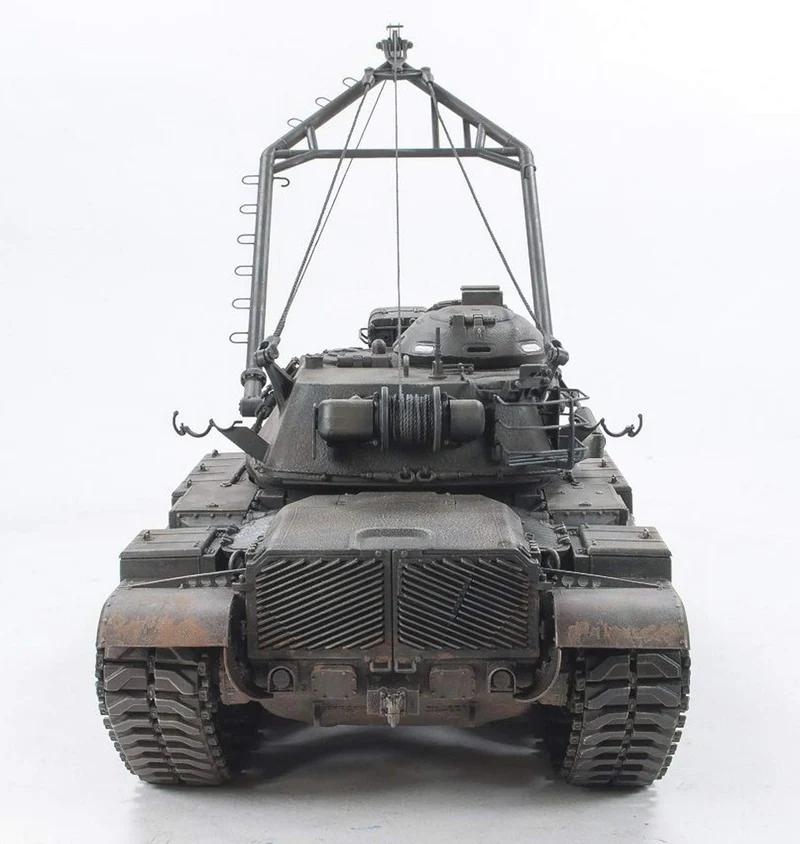 AF35254 1/35 Combat Engineer Vehicle M728 Plastic Model Kit
