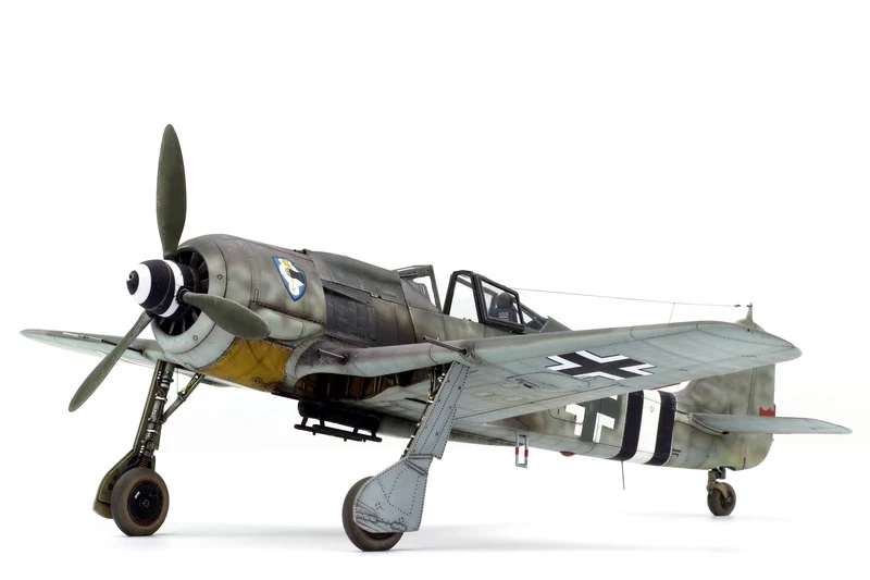 1/48 Fw 190A-7 Model Kit