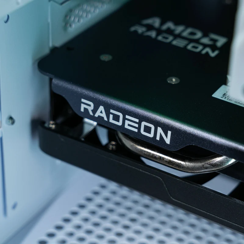 Aftershock Cloud | RX 9060XT - 8GB | Ryzen 5 7500F | Desktop Gaming PC