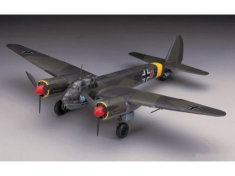 Hasegawa 1/72 Junkers Ju88A-4 (Luftwaffe Bomber)