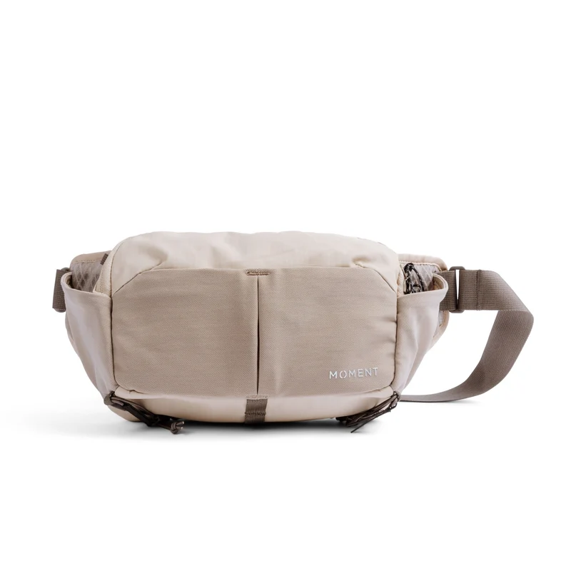 Moment - Slate 4L Camera Sling (Desert)