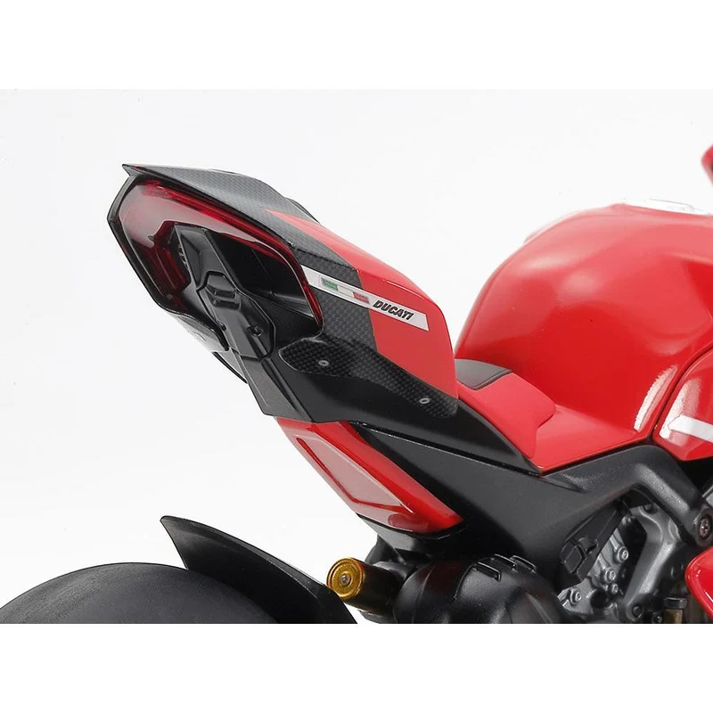 Tamiya 1/12 Ducati Superleggera V4 with Racing Kit